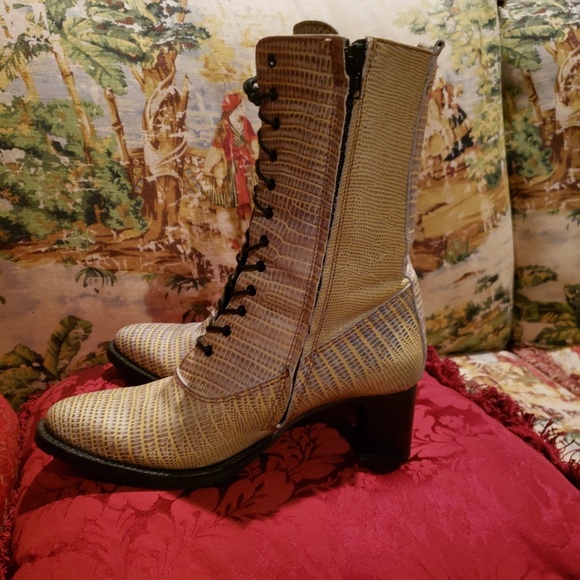 Rock and Roll  Front Lace Up Boots - Picture 6 of 8